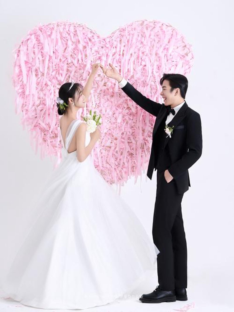 苏州婚纱摄影：见证爱与艺术的交融